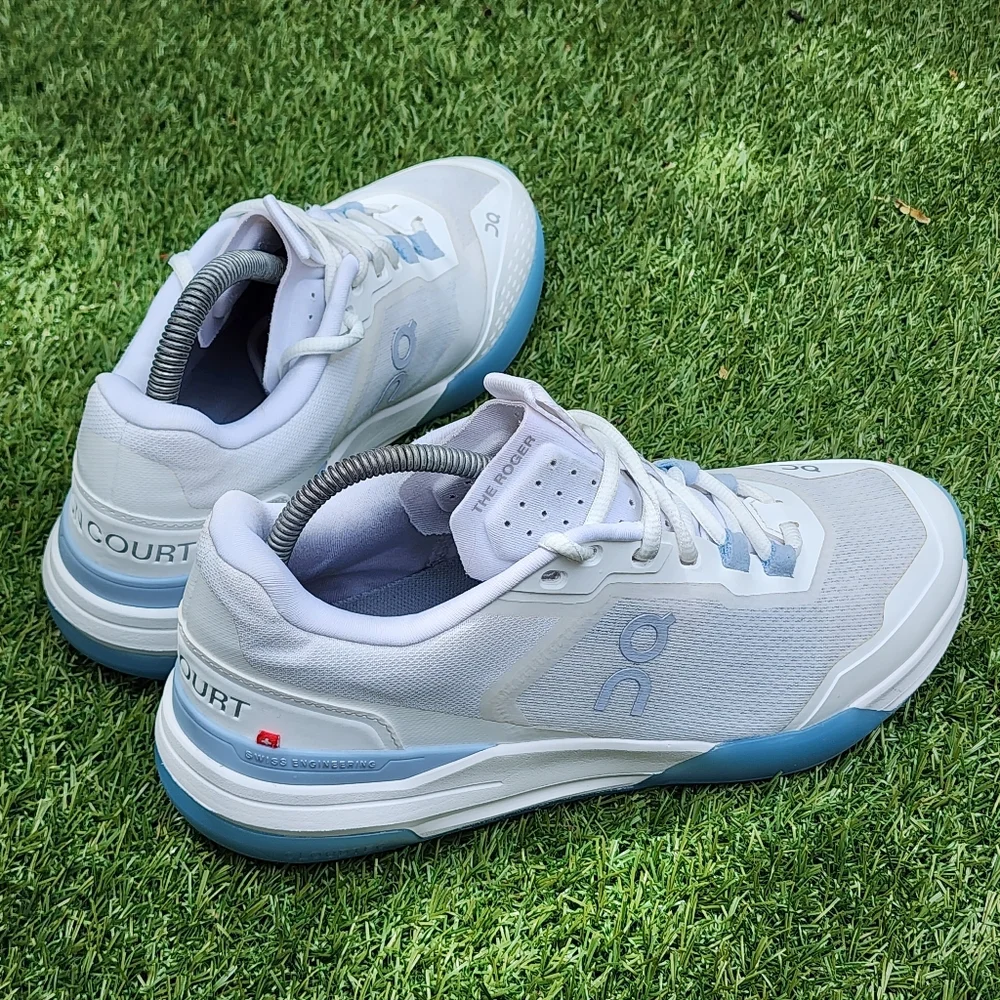 On Running Cloud White and Sky Blue Athletic Shoes - The Roger Advantage Pro - Picture 6 of 9